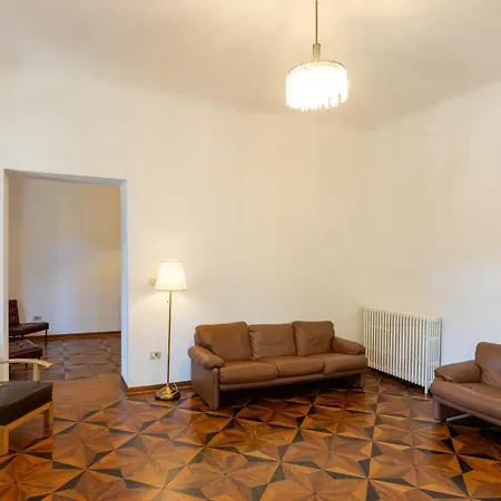 Elegante Zona Rive