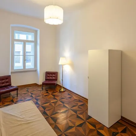 Apartment Elegante Zona Rive *